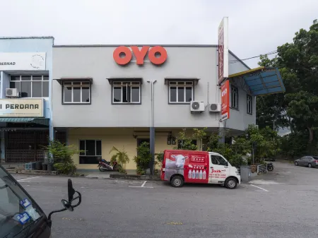 Super OYO 44036 Hotel de Perdana Hill