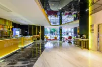 Huanyu Hotel (Lingshan Bus Terminal) Hotel di Lingshan