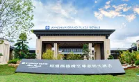 Wyndham Grand Plaza Royale Zhaotong - Parkering