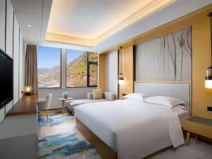 Hilton Garden Inn Nujiang