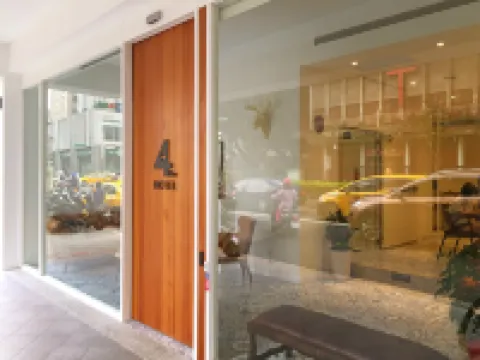 4Plus Hotel