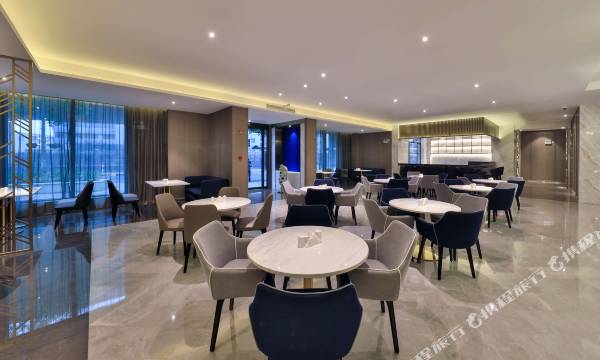 Orange Hotel (Shanghai Hongqiao Railway Station Beidi Road)