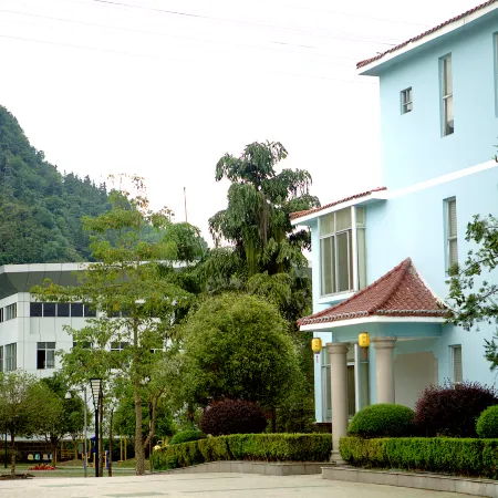 Ya She Hotel Nandan