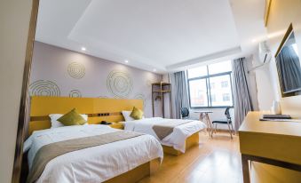 GreenTree Zhixuan Hotel (Zhangjiagang Bonded Area Logistics Park Deji Town)
