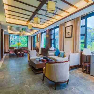 海螺溝貢嘎翔雲懸崖温泉酒店 Rooms