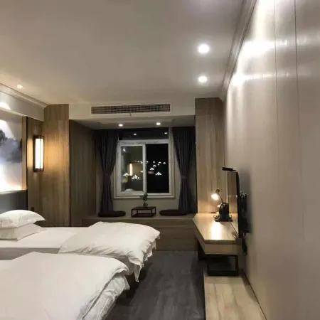 Jingde Jingjiang Hotel