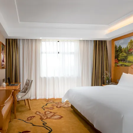 Vienna Hotel (Wuhua Anliu Branch)