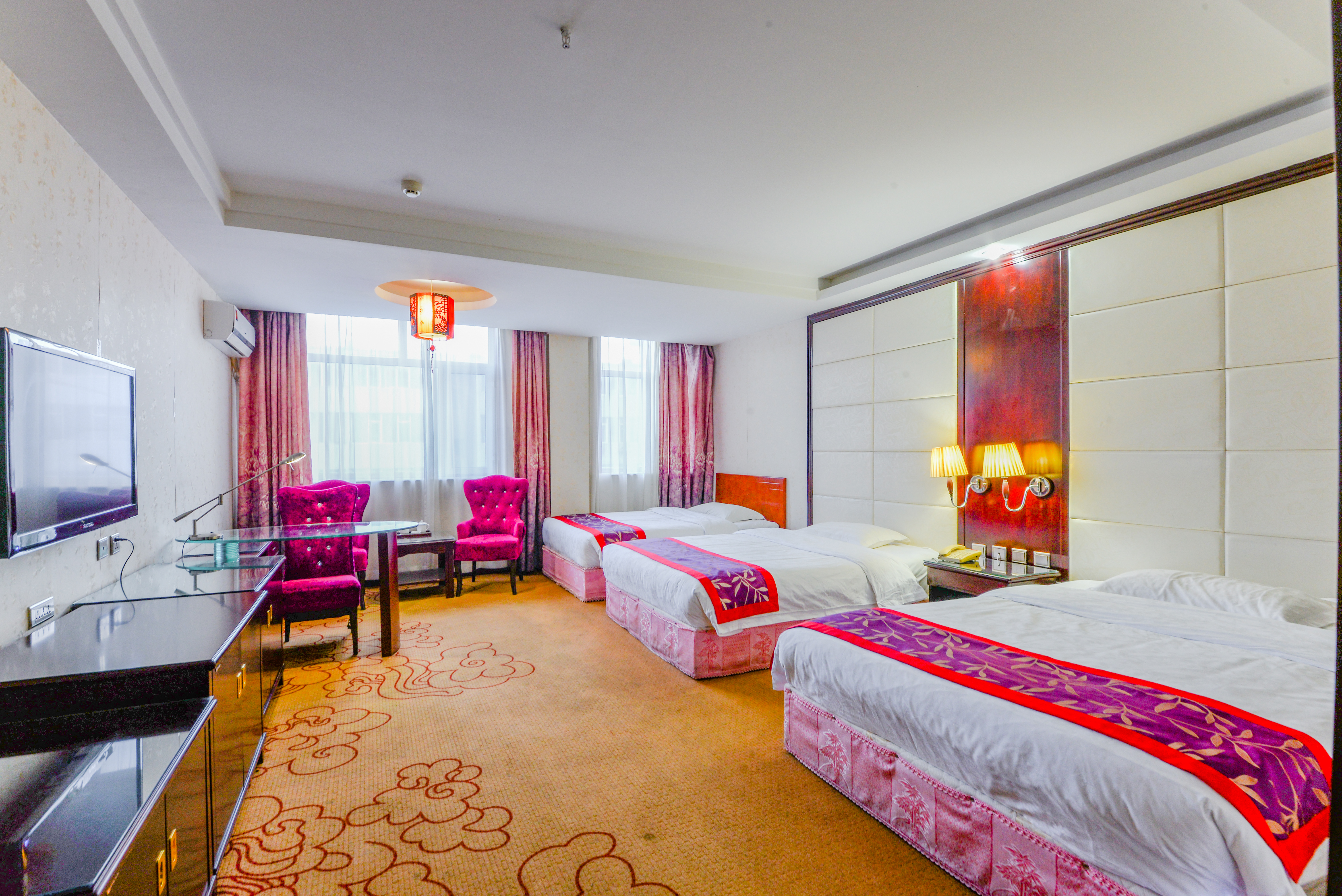 Huifong International HotelOver view