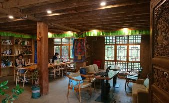 Floral Hotel·Lugu Lake Yunhezhu Homestay