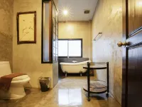 Sannot Riverside Boutique Hotel Hotels near Fa Ham