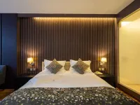 Parkview Hotel (Xinxiang Hongrun Xinyuecheng Heping Road Branch)