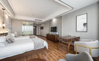 Asia-American Hotel (Dabuhe Light Rail Station)
