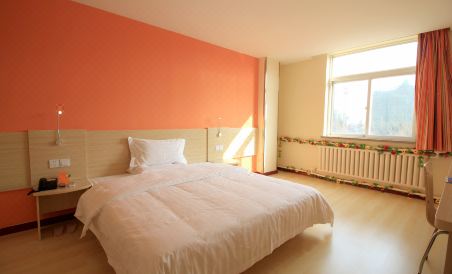 7 Days Inn (Yantai Development Zone Bathing Beach) - Housity