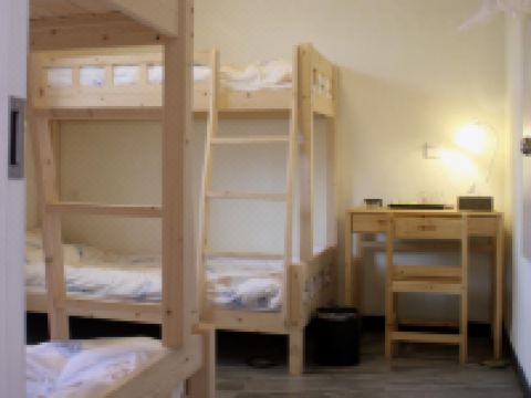 资兴蓼江客栈 - 实木上下铺亲子房(公共卫浴)