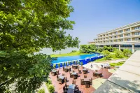 Radisson Blu Hotel Wuhan ETD Zone