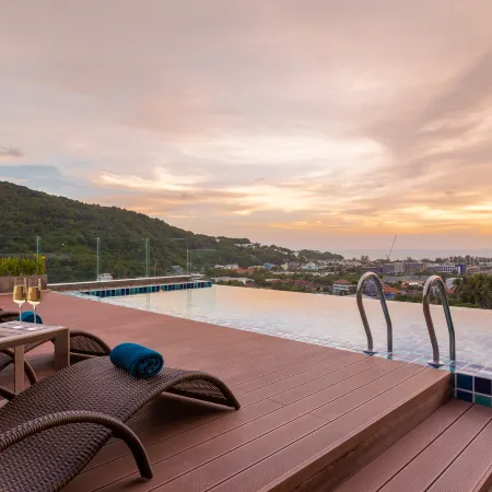 Splendid Sea View Resort Отели рядом с достопримечательностью «Большой Будда»