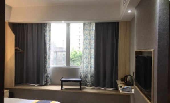 Shouning Dadu Haoting Hotel