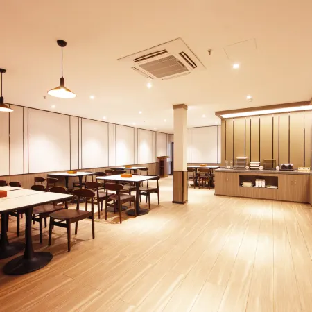HanTing Hotel (University of Science and Technology of China, Hefei South Railway Station)