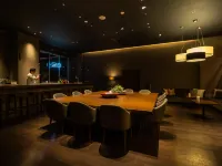 Shirahama Key Terrace Hotel Seamore - С баром