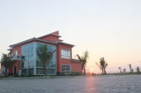 Golden Peacock Resort Hotel - parking