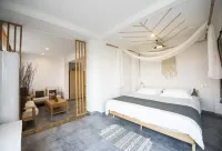 Inflorescence & Floriculture Theme Guesthouse(Yi County Old Town)