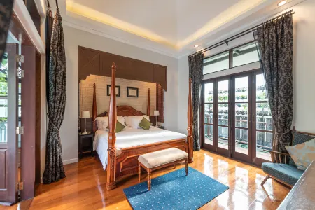 V Heritage Villa Chiang Mai Отели рядом с достопримечательностью «Roitawarabarn Baandhawalai - Porter house»