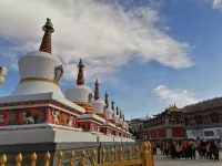 Huayue Hotel (Xining Wanda Plaza)