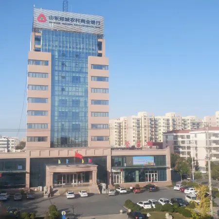 Yijia Collection Hotel (Tancheng Renmin Road)