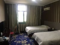 伊宁县龙泉酒店 - 标准双床房