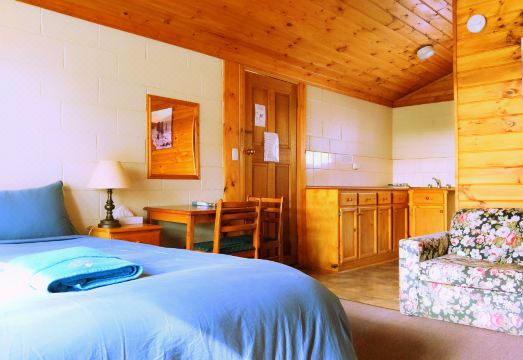 2. 트웰브 어파슬스..