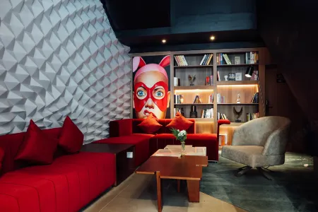 UFUN Hotel (Nanning Jiangnan Wanda Plaza Pingxi Night Market) Отели в г. Наньнин