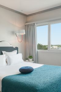 Best 10 Hotels Near Jean Moulin Municipal Stadium from USD  58/Night-Suresnes for 2023 | Trip.com