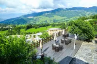 Clouds & Terraces Hotel