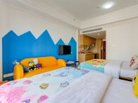 加洛林酒店主题公寓(珠海横琴海洋王国店) - 加洛林童趣双床房