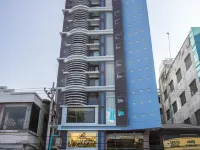 Grand Central Hotel Mandalay Hotel berhampiran Biara Atumashi