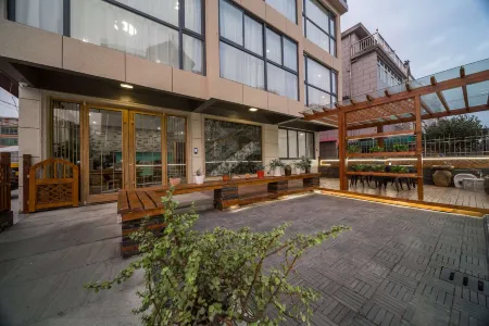 Near yun Nine Inn Отели рядом со станцией Jiashan South Railway Station