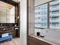 深圳前海华侨城JW万豪酒店 - 尊贵湾景大床房