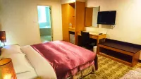 Metropolis Hotel Hotels in Taoyuan