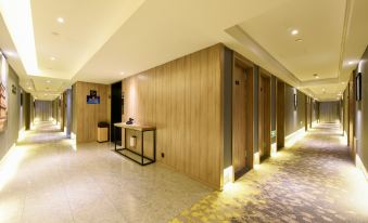 Atour Hotel (Langfang Xichang Road)