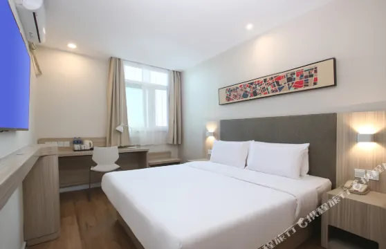 璟江商旅酒店（句容中央廣場店）