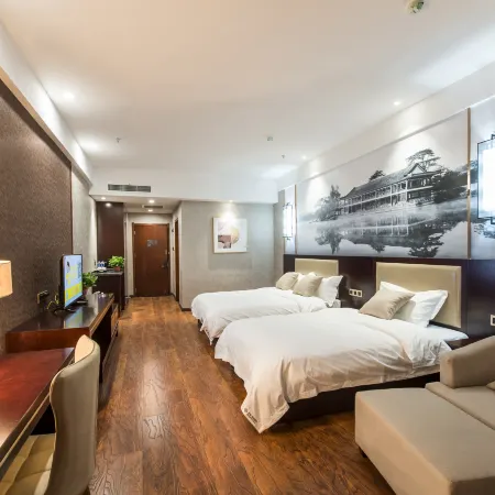 Shidai Tianjie Hotel