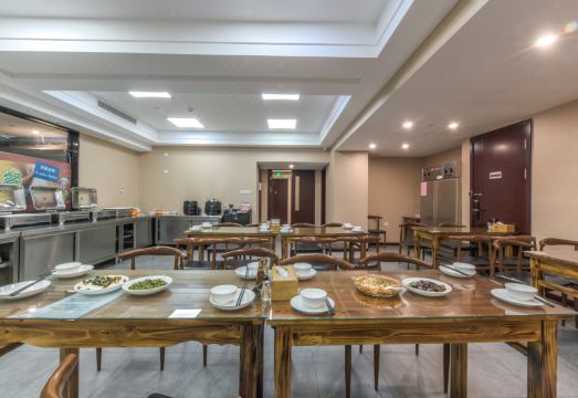 진장 호텔 객실