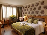 Divani Caravel Hotels in Kaisariani