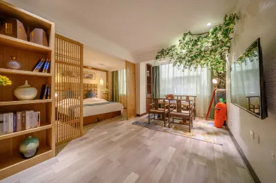 Holiday Inn (Fuyang Yingzhou District City Normal College) Hotel in zona Fuyang Railway Station