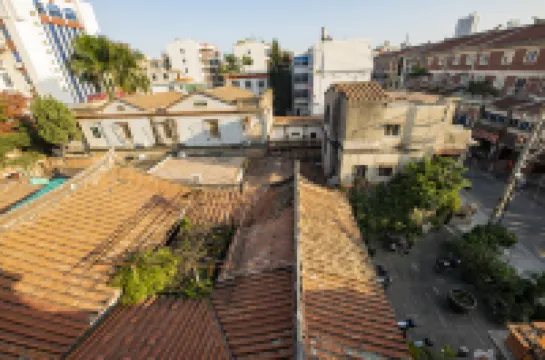 Quanzhou Shanwaishan Wulin Inn Hôtels à proximité de : Qingjing Temple