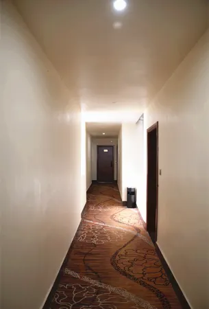 Longshan Boning Hotel Отели рядом с достопримечательностью «Longfeng Square»