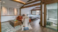 Artistic Suite