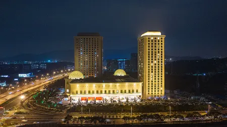 Baijin Hanjue Hotel Отели рядом с достопримечательностью «Nanjing Normal University(Xianlin Campus)»