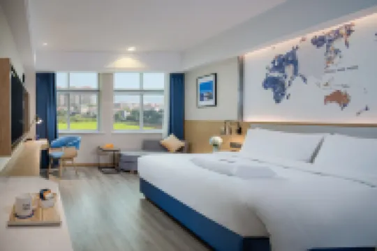 Kyriad Marvelous Hotel (Guangzhou Nansha Dagang) Hotels near Eighteen Arhats Mountain Forest Park