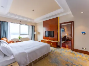 Glory Charm Hotel